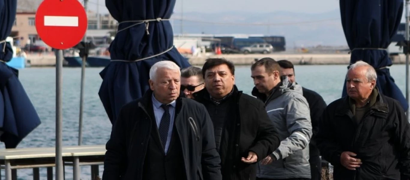 Κώστας Μουτζούρης: «Και να γίνει η κλειστή δομή των 5 χιλιάδων θα περιφέρονται στη Λέσβο άλλοι 22.000»